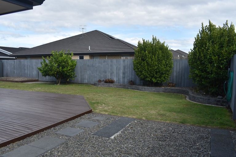 Photo of property in 20 Rainey Crescent, Papamoa Beach, Papamoa, 3118