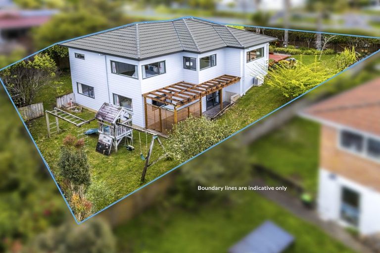 Photo of property in 257 Glengarry Road, Glen Eden, Auckland, 0602