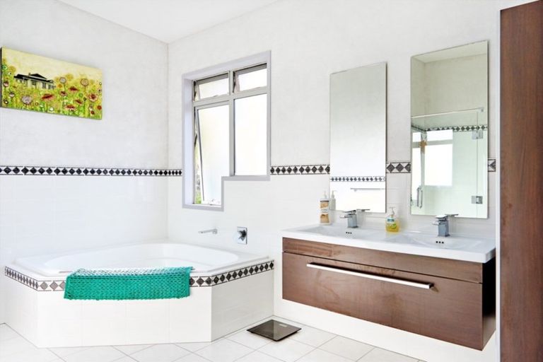 Photo of property in 5 Hurinui Avenue, Whakatane, 3120