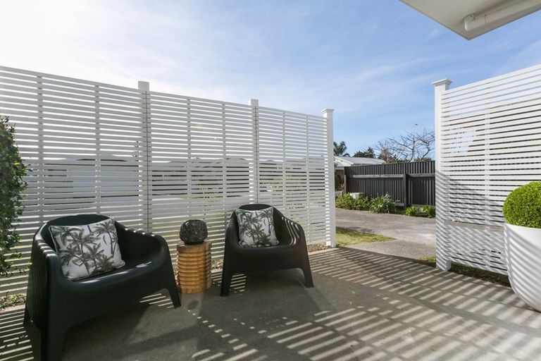 Photo of property in 1/1 Goddard Lane, Havelock North, 4130