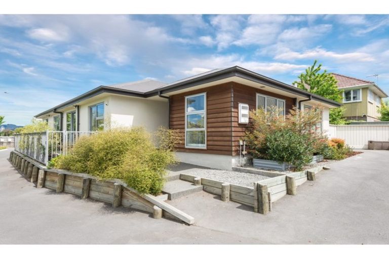 Photo of property in 101a Edgeware Road, St Albans, Christchurch, 8014