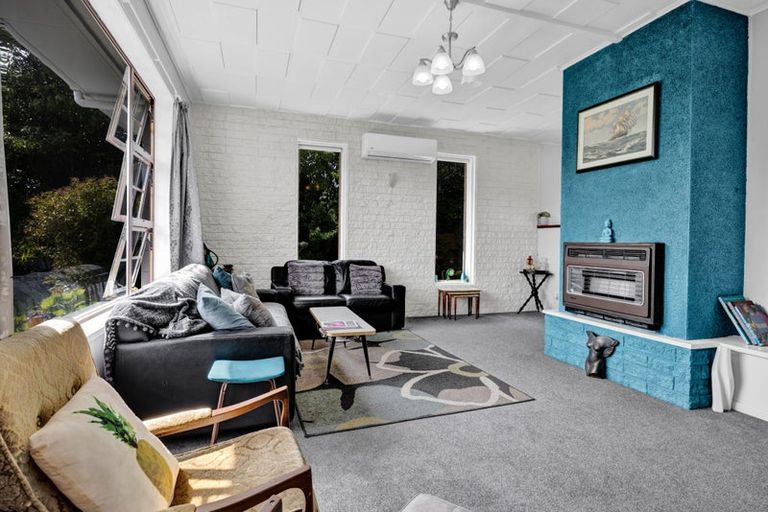 Photo of property in 15 Kauri Street, Inglewood, 4330