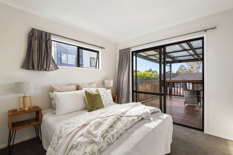 Photo of property in 1/30 Tui Glen Road, Birkenhead, Auckland, 0626