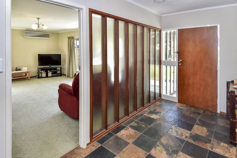 Photo of property in 18 Freshney Place, Hillpark, Auckland, 2102