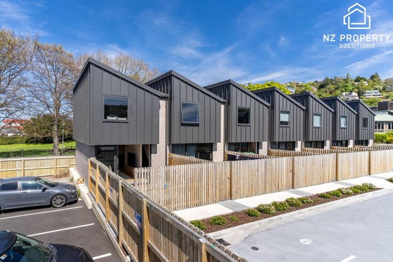 Photo of property in 9 Dallas Lane, Caversham, Dunedin, 9012