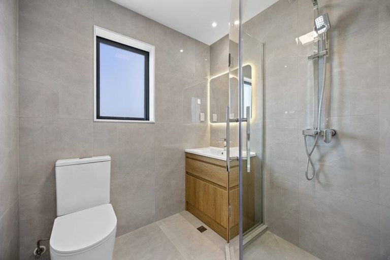 Photo of property in 8 Harikoa Way, Karaka, 2113
