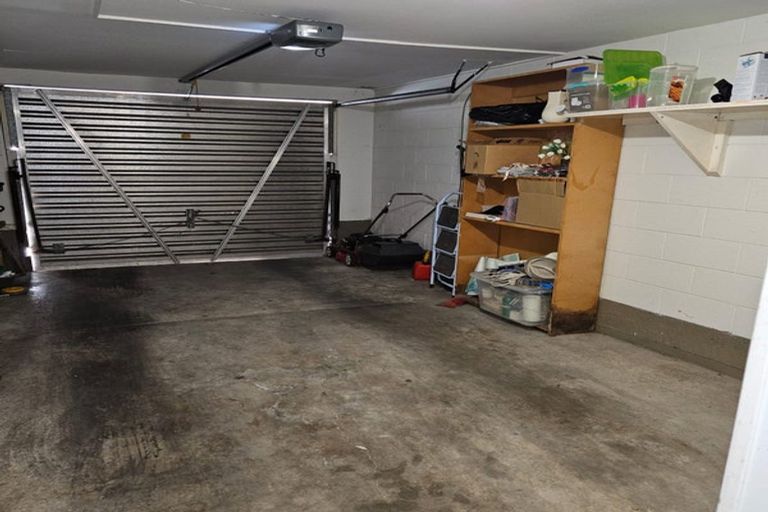 Photo of property in 2/44c Bowenvale Avenue, Cashmere, Christchurch, 8022