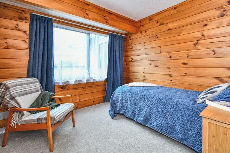 Photo of property in 2/29 Beach Road, Pahurehure, Papakura, 2113