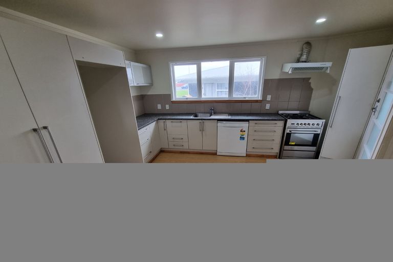 Photo of property in 2/523 Weymouth Road, Weymouth, Auckland, 2103