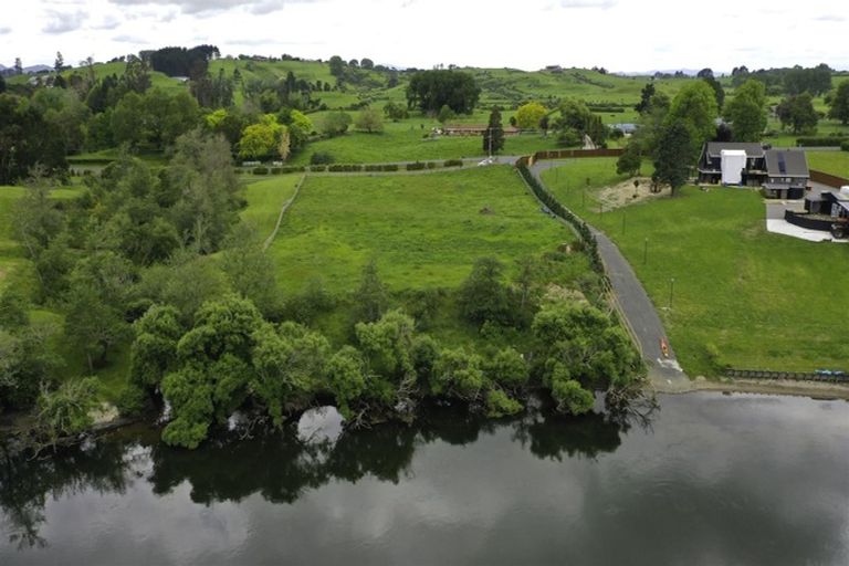 Photo of property in 2641b River Road, Horsham Downs, Hamilton, 3281