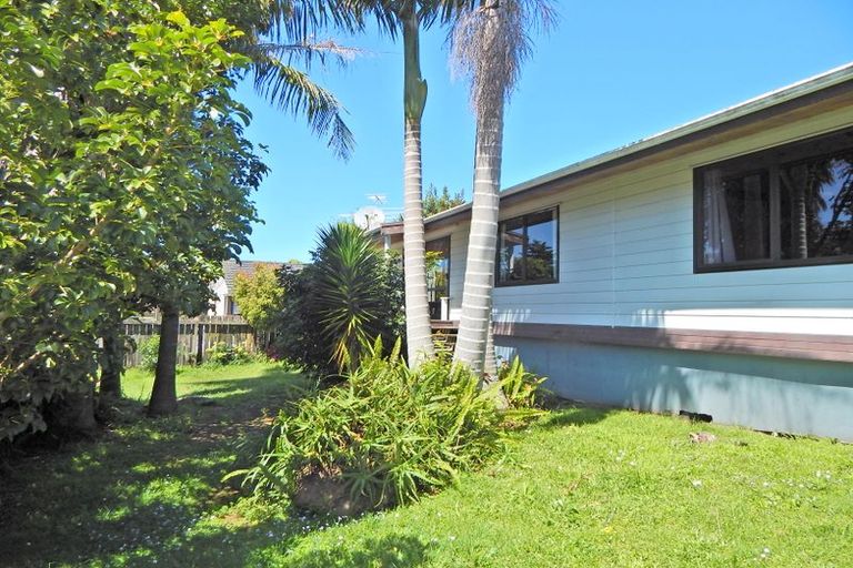 Photo of property in 18b Fairway Drive, Kerikeri, 0230