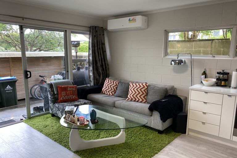 Photo of property in 5/23b Hillsborough Road, Hillsborough, Auckland, 1042
