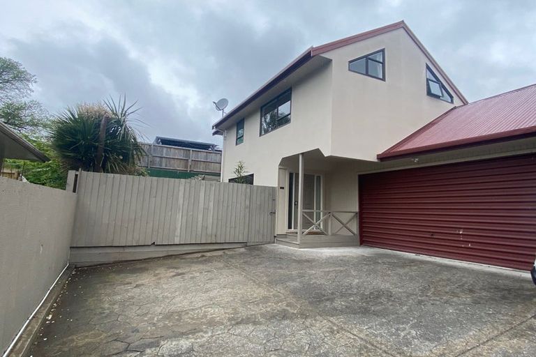 Photo of property in 2/32 Palatine Terrace, Huntsbury, Christchurch, 8022