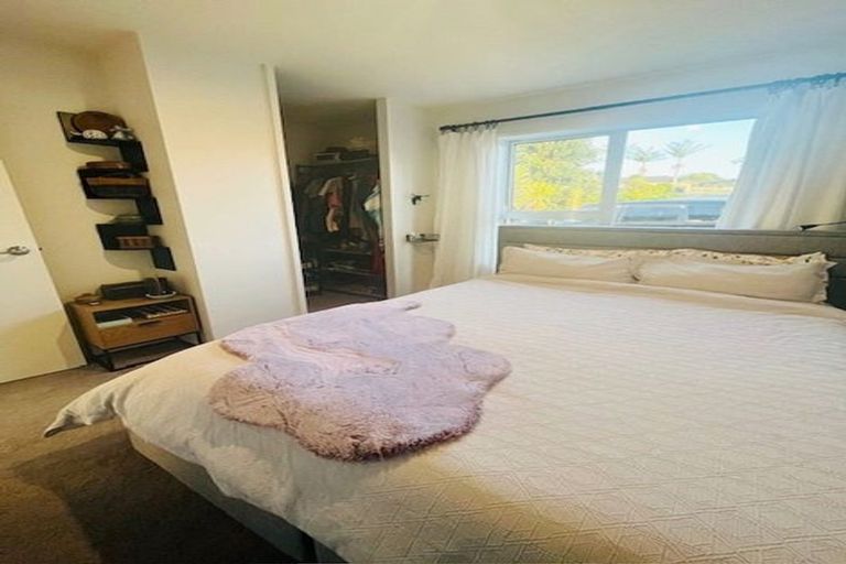 Photo of property in 15 Ash Grove, Maungaturoto, 0520