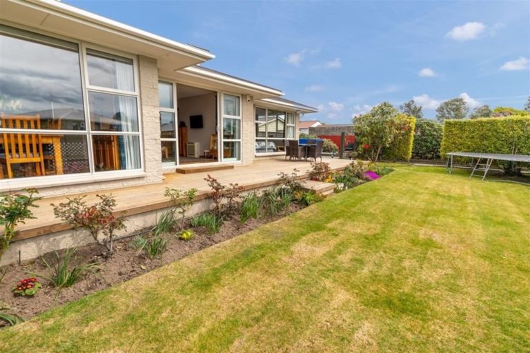 Photo of property in 4 Carbine Place, Sockburn, Christchurch, 8042