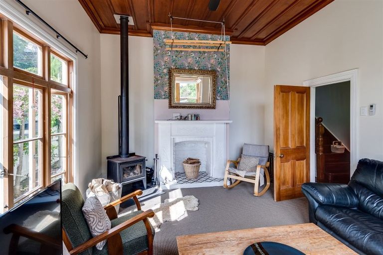 Photo of property in 3 Hooker Avenue, Hospital Hill, Napier, 4110