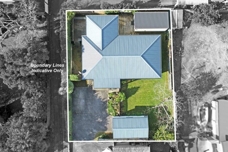Photo of property in 73a Sandspit Road, Waiuku, 2123