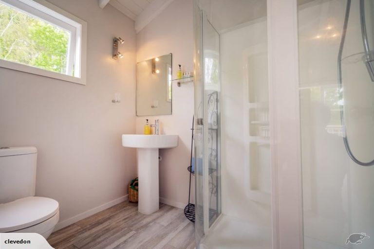 Photo of property in 2 Brenton Place, Whangamata, 3691