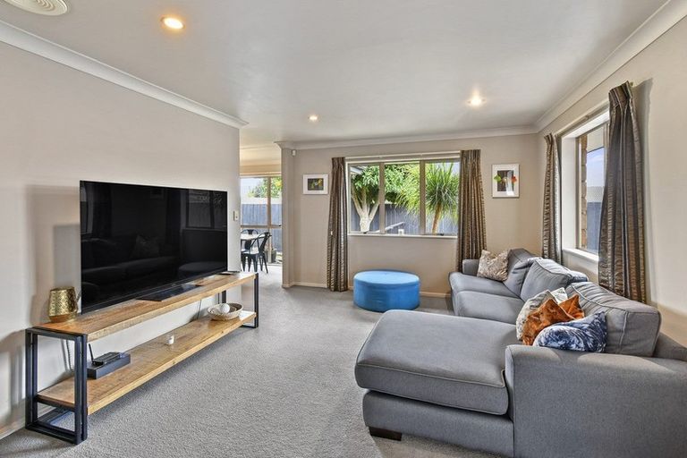 Photo of property in 4a Shirley Avenue, Papakura, 2110