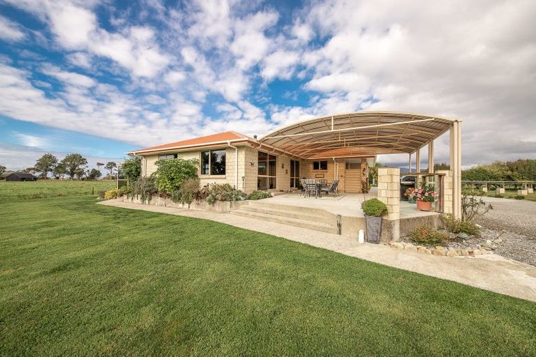 Photo of property in 294 Cape Foulwind Road, Carters Beach, Westport, 7892