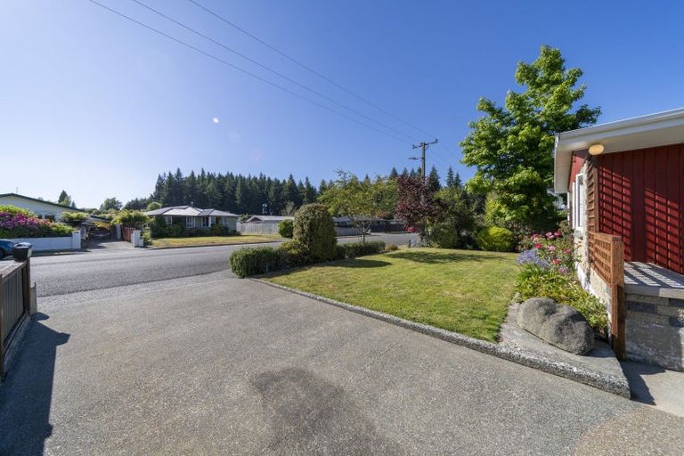 Photo of property in 103 Quintin Drive, Te Anau, 9600