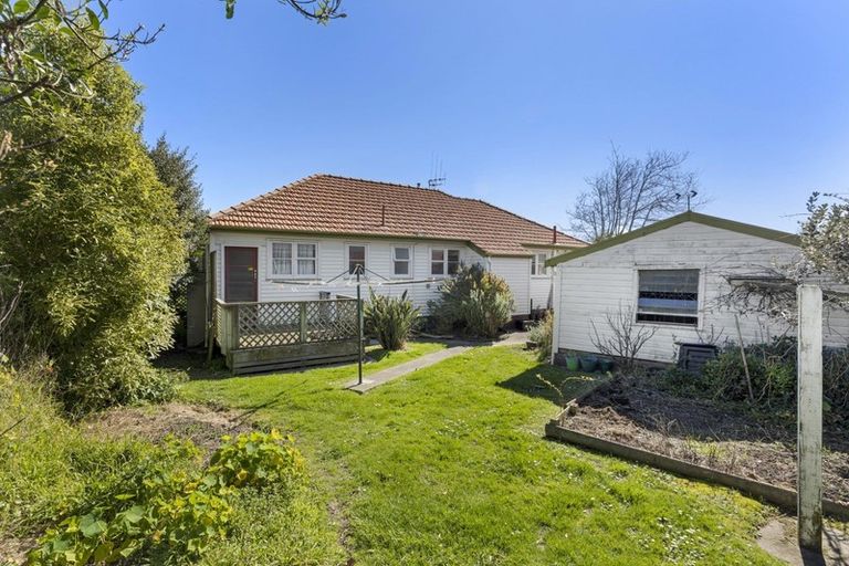 Photo of property in 36 Rangiora Avenue, Roslyn, Palmerston North, 4414
