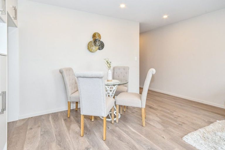 Photo of property in 4b Cronshaw Road, Karaka, Papakura, 2113