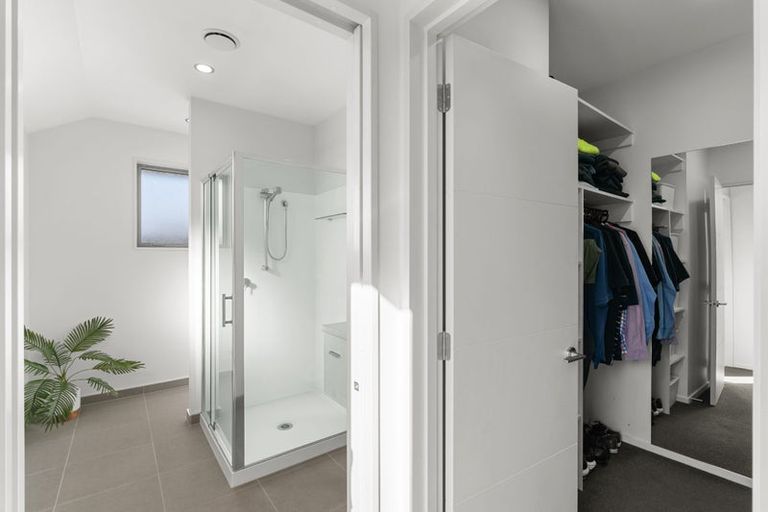 Photo of property in 18 Westpark Drive, Burnside, Christchurch, 8053