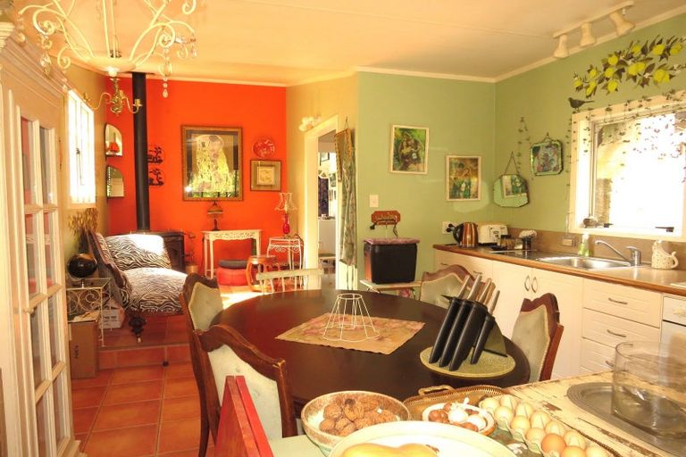 Photo of property in 5 Possum Bend Road, Morere, Nuhaka, 4078