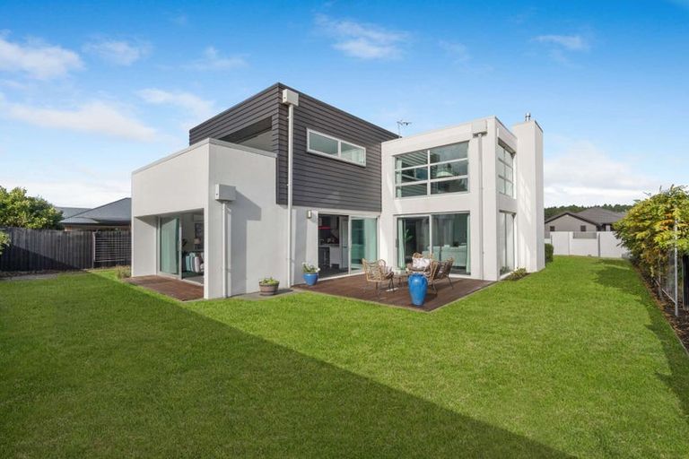Photo of property in 12 Reka Street, Parklands, Christchurch, 8083