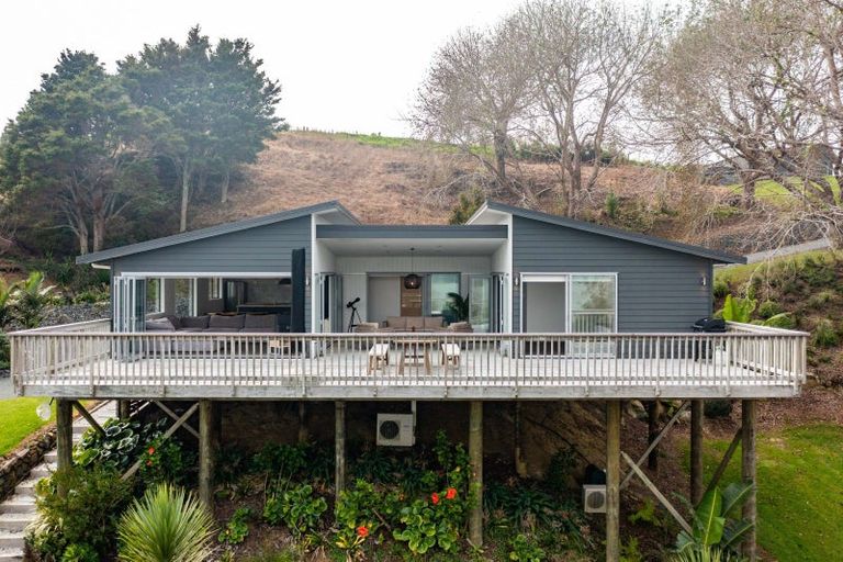 Photo of property in 530a Pahi Road, Pahi, Paparoa, 0571