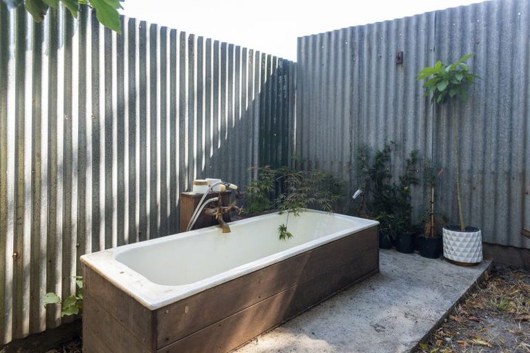 Photo of property in 70a Endcliffe Road, Kaiti, Gisborne, 4010