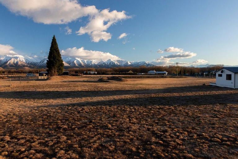 Photo of property in 23 Old Glen Lyon Road, Twizel, 7901