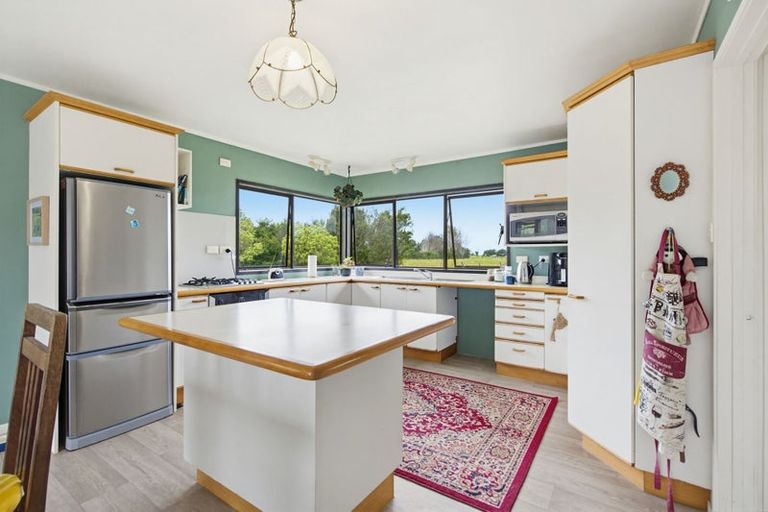 Photo of property in 140 Craig Road, Pollok, Waiuku, 2683