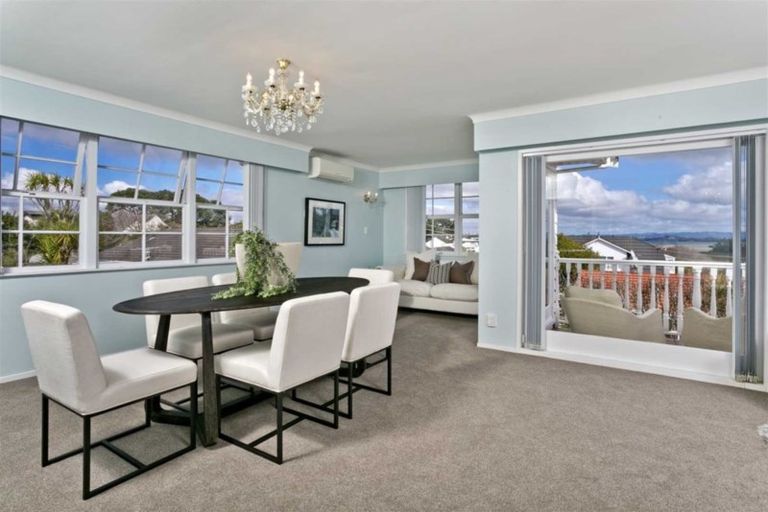 Photo of property in 35 Northumberland Avenue, Belmont, Auckland, 0622