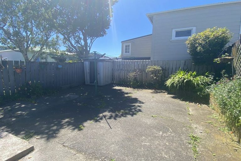 Photo of property in 17 Horner Street, Newtown, Wellington, 6021