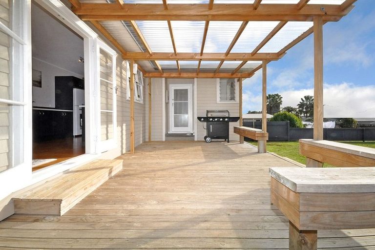 Photo of property in 19 Orchard Rise, Rosehill, Papakura, 2113