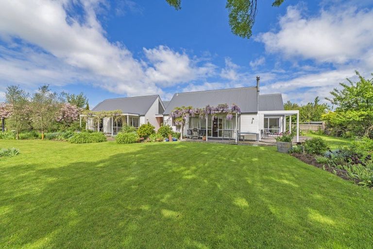 Photo of property in 11 Mountain View Place, Leeston, 7632