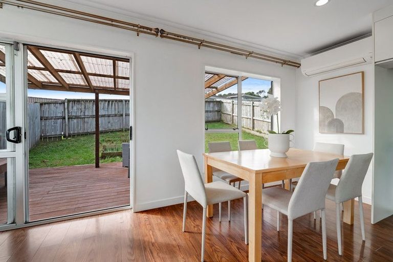 Photo of property in 1/4 Clare Place, Glenfield, Auckland, 0629