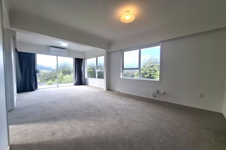 Photo of property in 2/12 Lydia Avenue, Northcote, Auckland, 0627