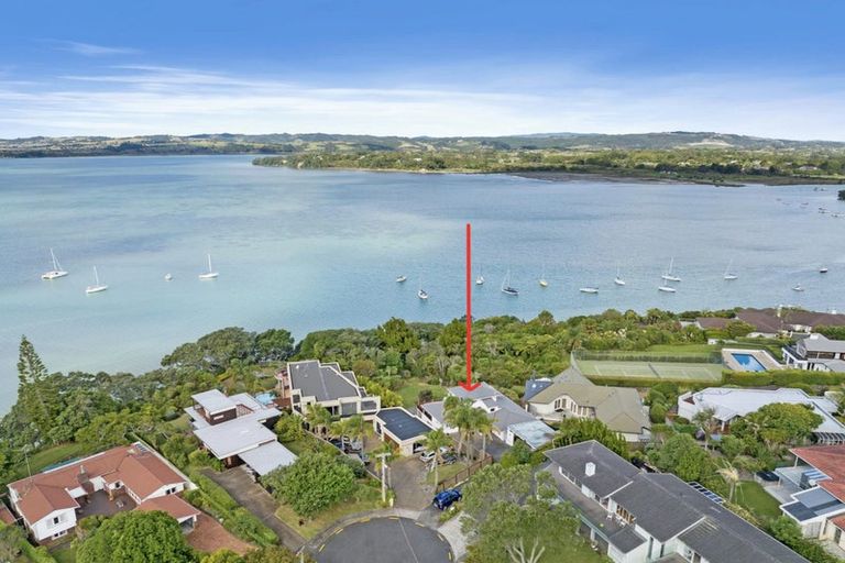 Photo of property in 17 Tui Vale Road, Shelly Park, Auckland, 2014