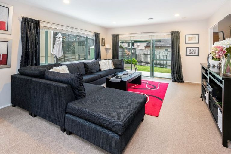 Photo of property in 3/82 Ridge Road, Howick, Auckland, 2014