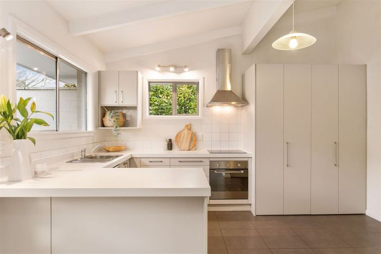 Photo of property in 130 Condell Avenue, Papanui, Christchurch, 8053