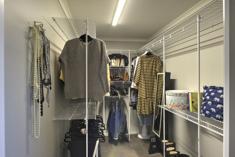 Photo of property in 7 Routhan Way, Carterton, 5713