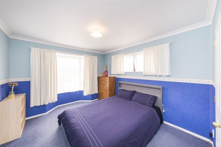 Photo of property in 10 Branigan Parade, Kelvin Grove, Palmerston North, 4414