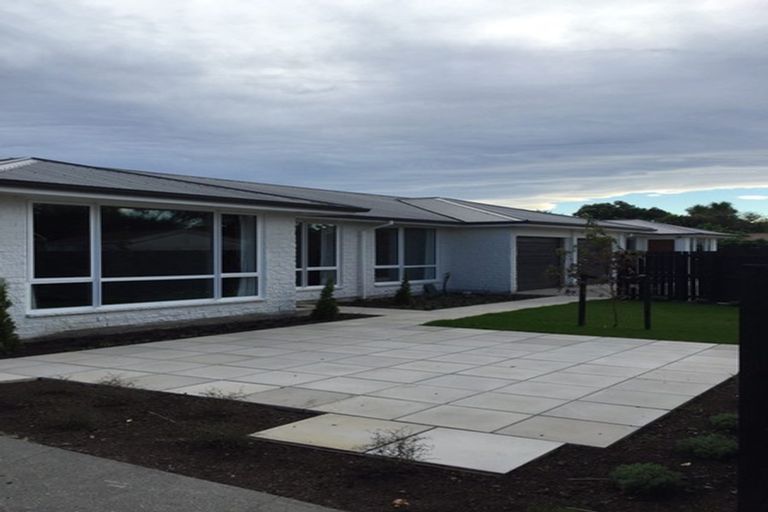 Photo of property in 2/7b Camrose Place, Ilam, Christchurch, 8041