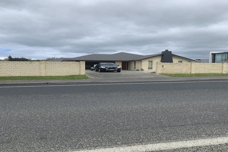 Photo of property in 1 Main Road, Fairfield, Dunedin, 9018
