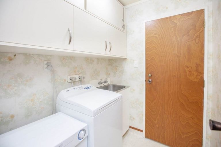 Photo of property in 69 Gibbons Street, Ebdentown, Upper Hutt, 5018