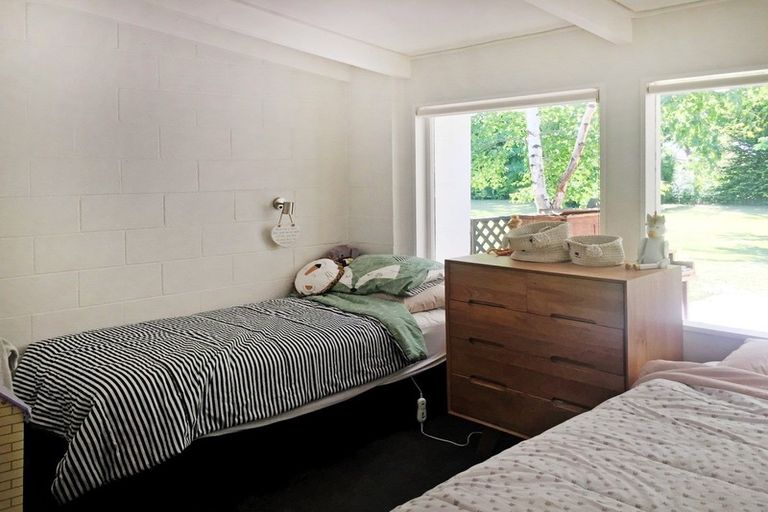 Photo of property in 65 Arrowtn-lke Hayes Road, Lake Hayes, Queenstown, 9371