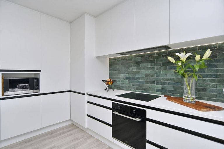 Photo of property in 22 Selfe Crescent, Burwood, Christchurch, 8083